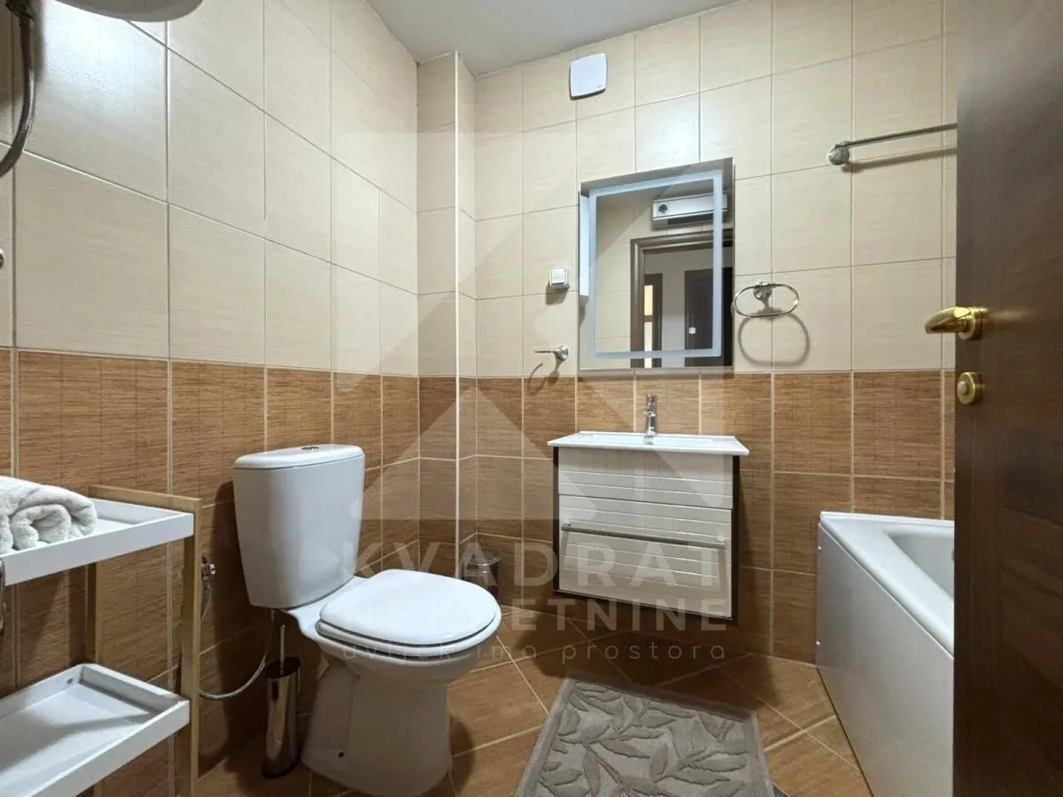 Rent, two bedroom apartment, 78m², City Kvart, Podgorica