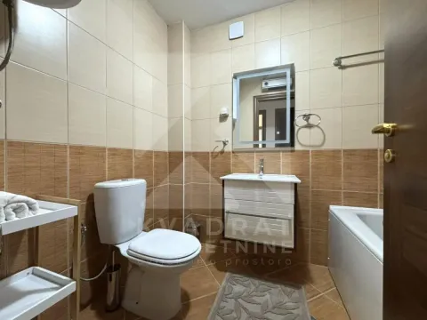 Rent, two bedroom apartment, 78m², City Kvart, Podgorica - image 11
