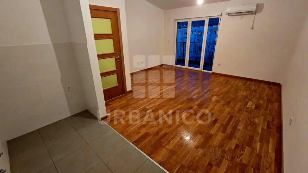 Sale, two bedroom apartment, 72m², Stari Aerodrom, Podgorica
