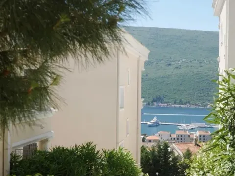 Prodaja, dvosoban stan, 158m², Herceg Novi, Crna Gora - image 10