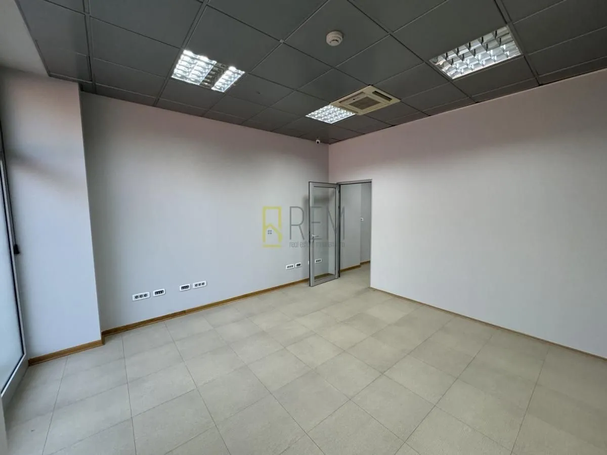 Rent, office space, 120m², Preko Morače, Podgorica
