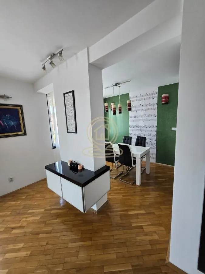 Rent, three bedroom apartment, 94m², Voždovac Sve Podlokacije, Beograd
