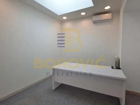 Izdavanje, poslovni prostor, 182m², Savski Venac, Beograd - image 8