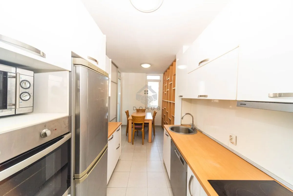 Rent, two bedroom apartment, 80m², Blok 9, Podgorica