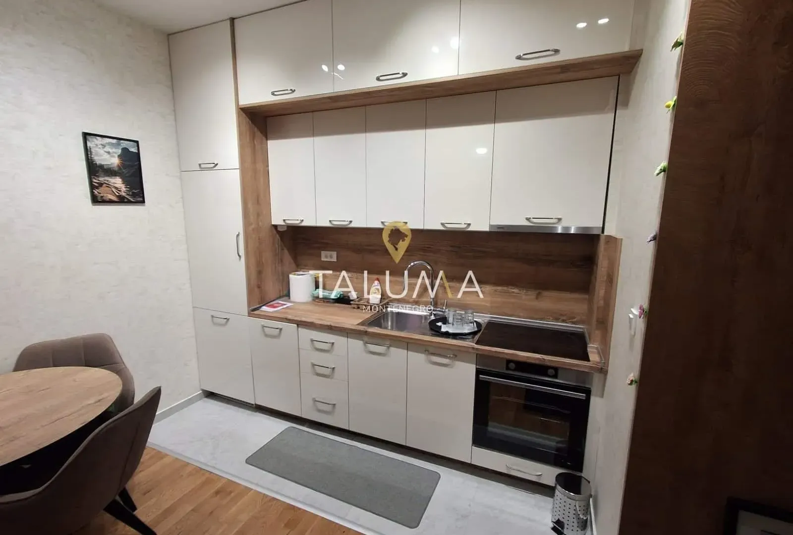 Izdavanje, jednosoban stan, 42m², Tološi, Podgorica