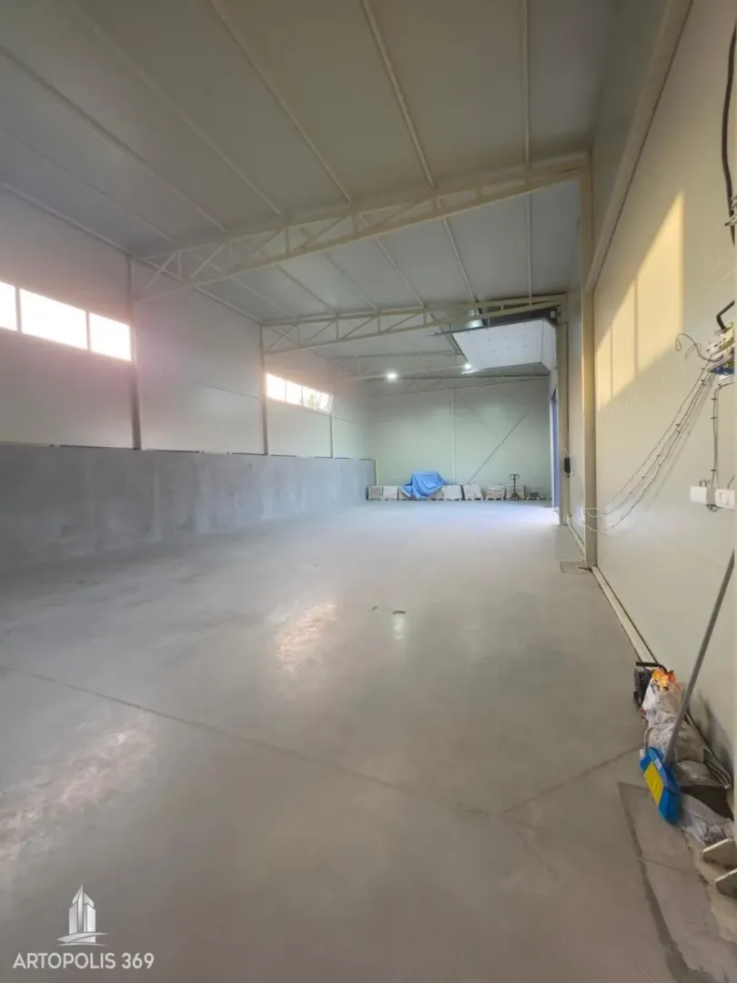 Rent, office space, 260m², Batajnica, Beograd