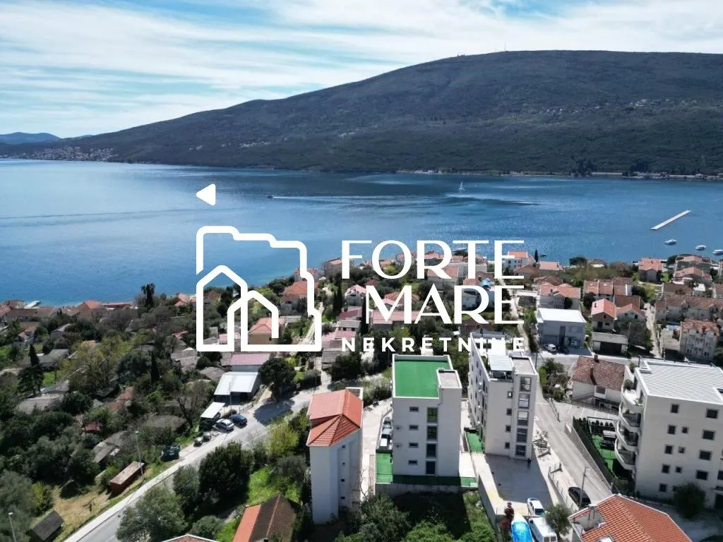 Prodaja, dvosoban stan, 124m², Đenovići, Herceg Novi