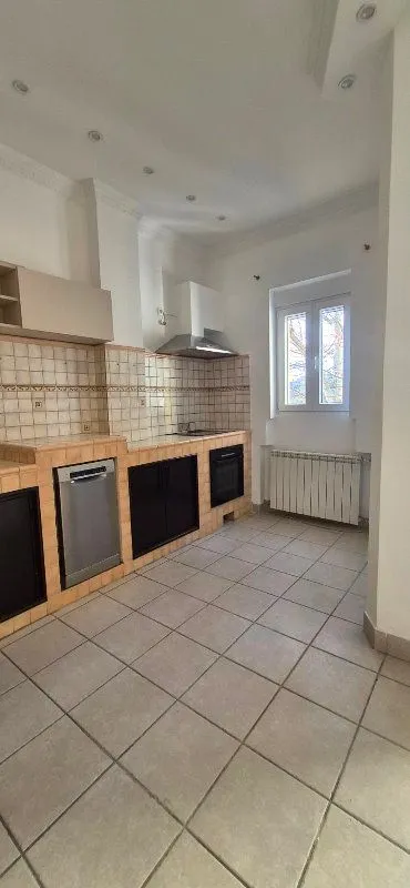Rent, studio apartment, 144m², Vračar Sve Podlokacije, Beograd