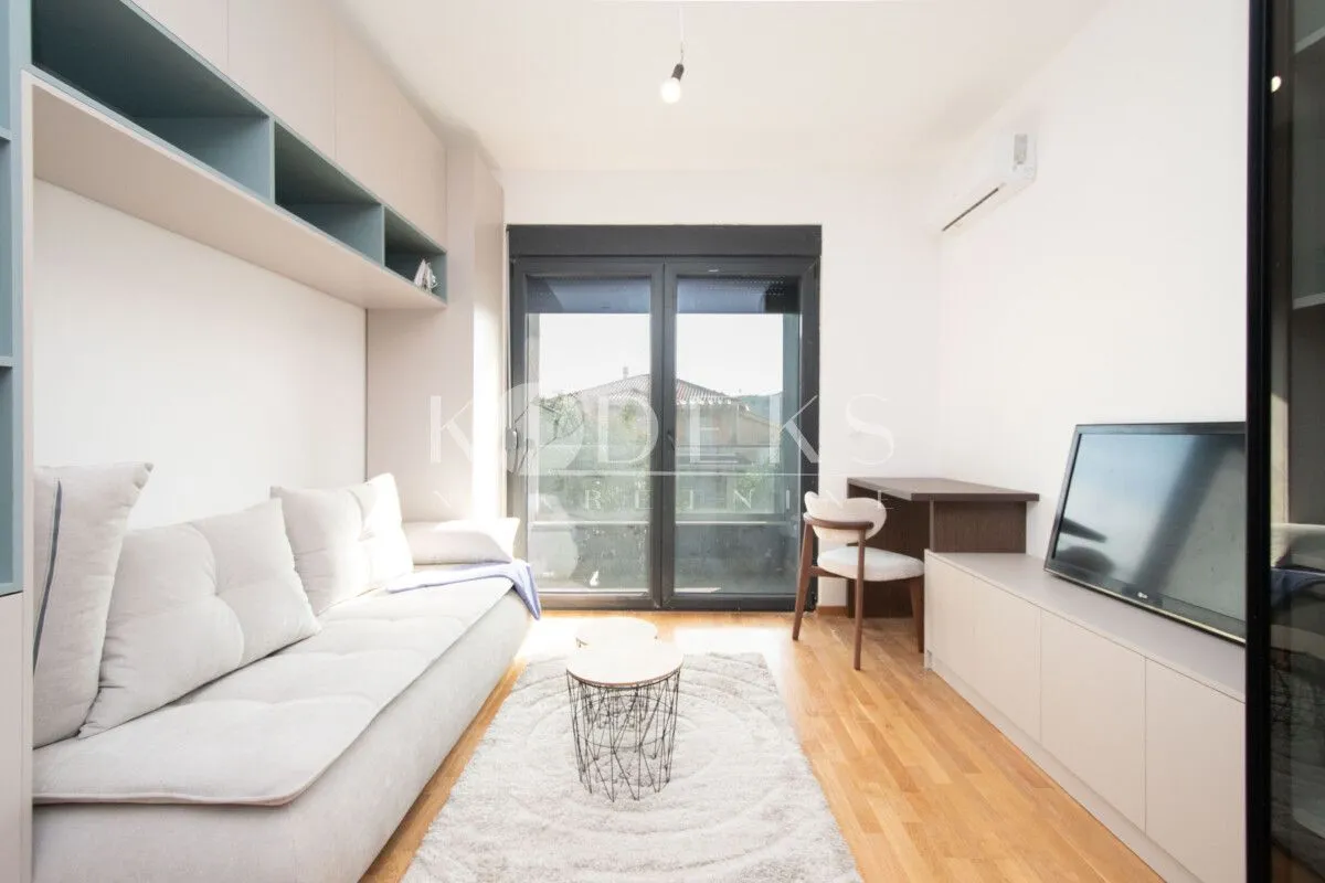 Izdavanje, garsonjera, 27m², Donja Gorica, Podgorica