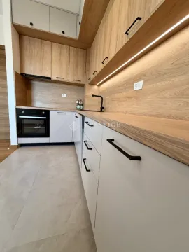 Izdavanje, dvosoban stan, 72m², New City, Podgorica - image 6