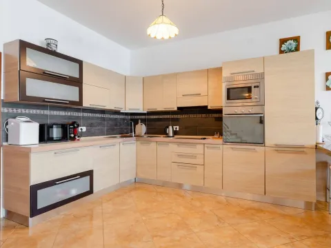 Sale, house, 416m², Utjeha, Bar - image 8