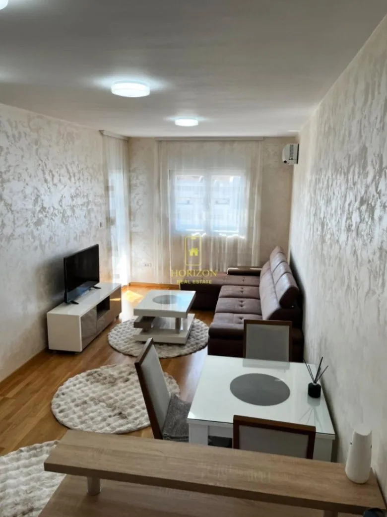 Sale, one bedroom apartment, 43m², Stari Aerodrom, Podgorica