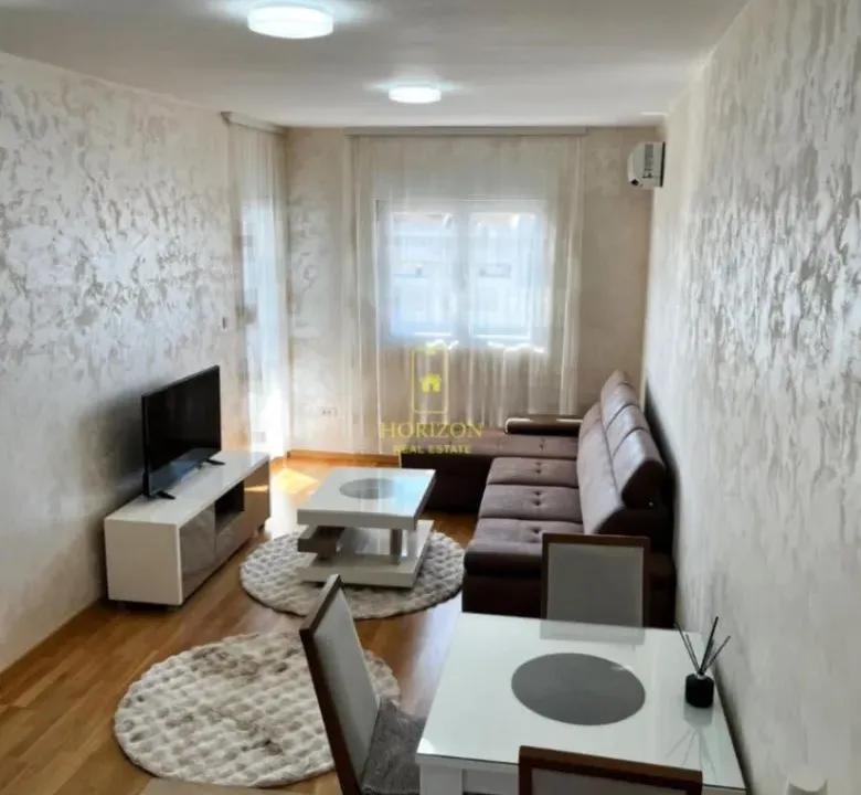 Prodaja, jednosoban stan, 43m², Stari Aerodrom, Podgorica