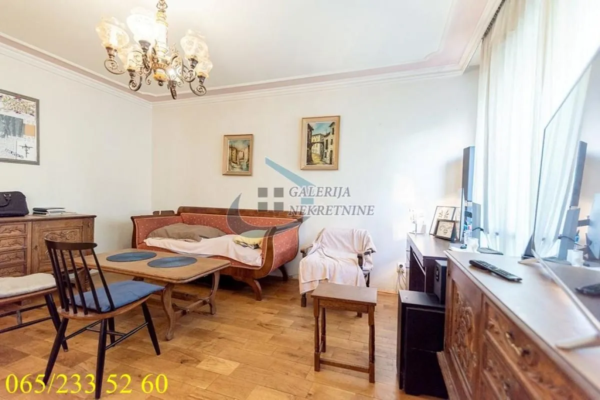 Prodaja, dvosoban stan, 64m², Vračar Sve Podlokacije, Beograd