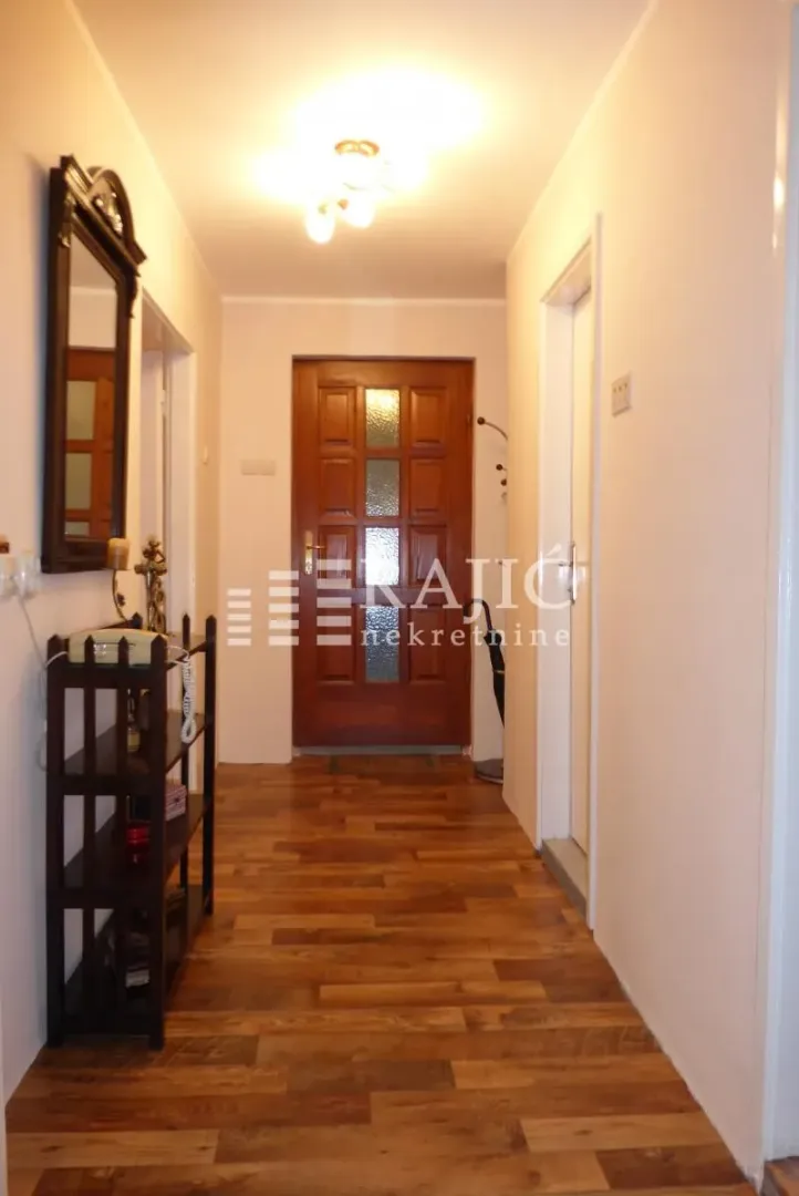 Izdavanje, dvosoban stan, 50m², Stari Grad, Beograd