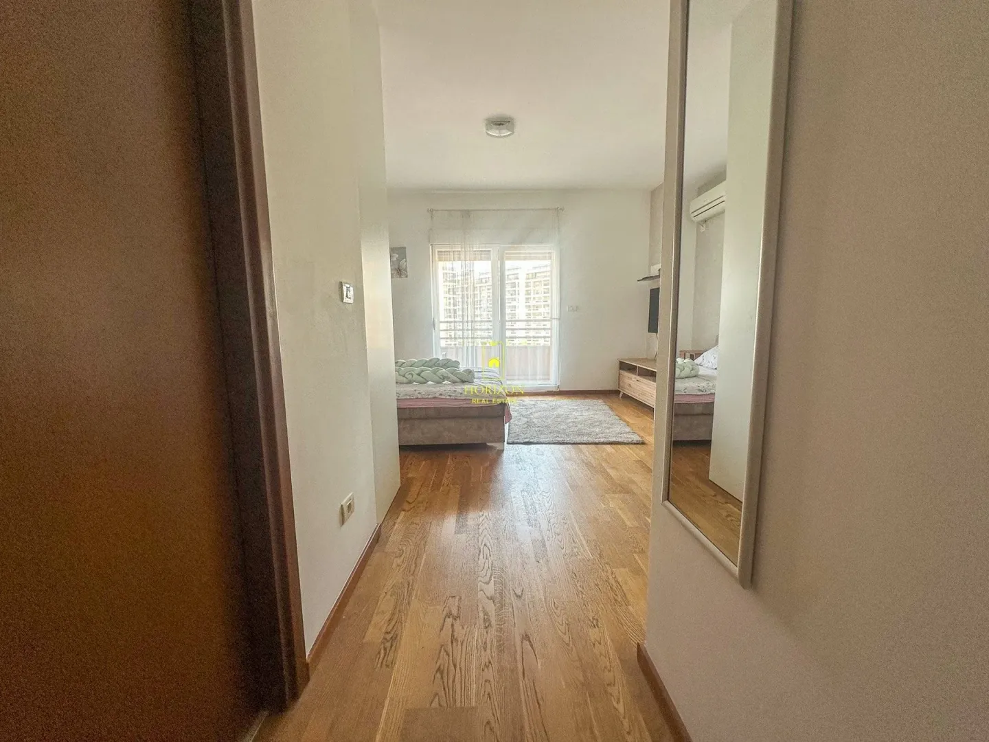 Sale, studio apartment, 33m², City Kvart, Podgorica
