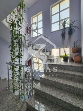 Rent, two bedroom apartment, 73m², Južni Bulevar, Vračar Sve Podlokacije - image 12