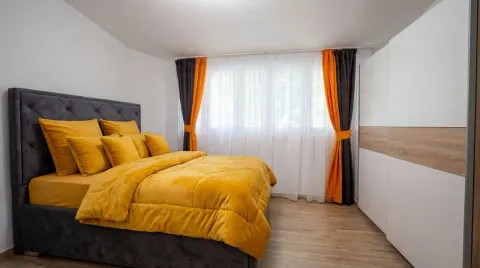 Prodaja, trosoban stan, 80m², Budva, Crna Gora - image 5