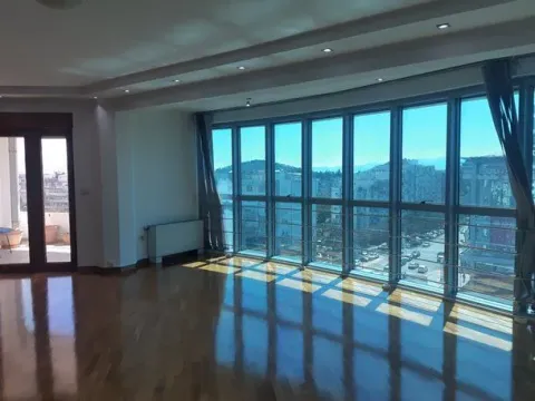 Izdavanje, poslovni prostor, 200m², Preko Morače, Podgorica - image 2