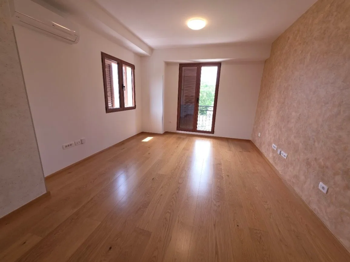 Rent, one bedroom apartment, 42m², Pod Goricom, Podgorica