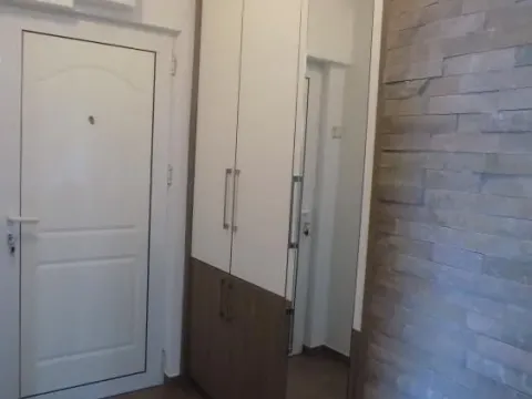 Prodaja, trosoban stan, 66m², Ćuprija, Srbija - image 2