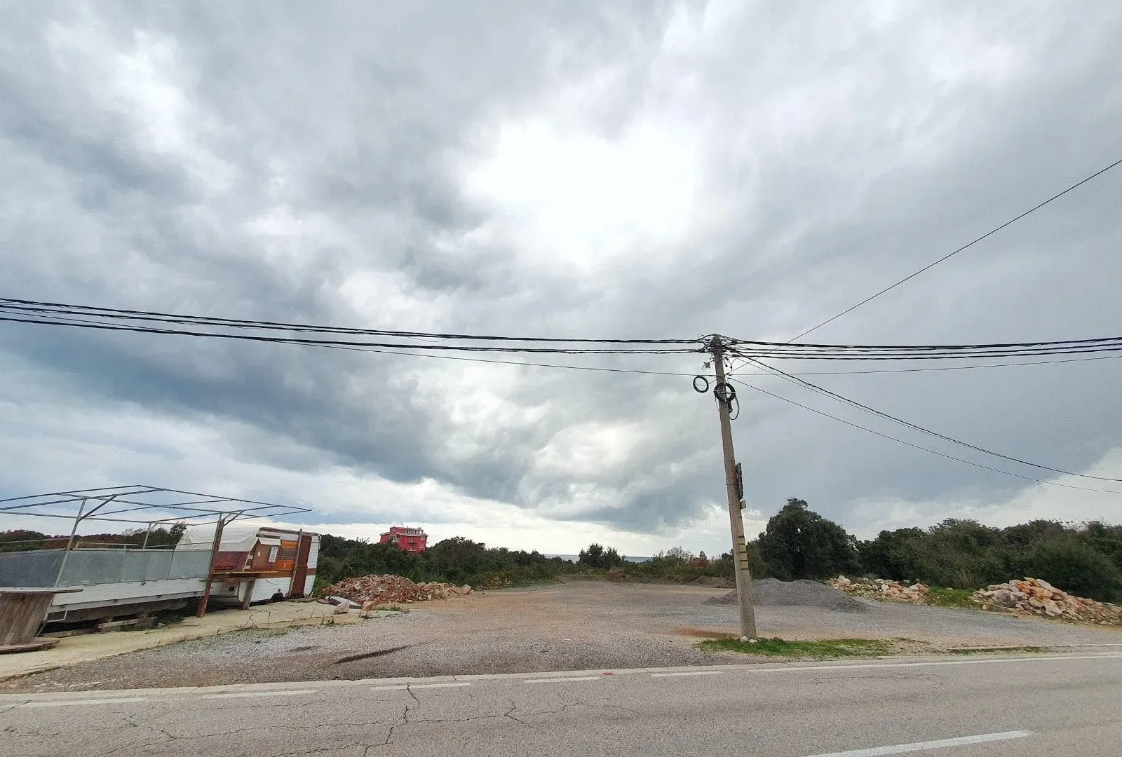 Prodaja, plac, 2050m², Bar, Crna Gora