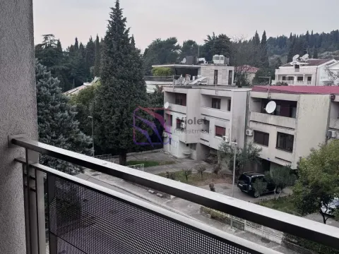 Rent, one bedroom apartment, 44m², Gorica C, Podgorica - image 10