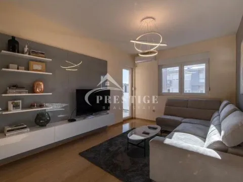 Izdavanje, jednosoban stan, 47m², City Kvart, Podgorica - image 2