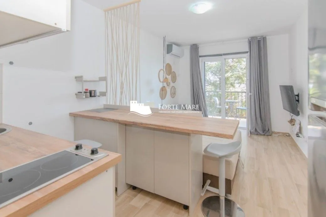 Prodaja, garsonjera, 26m², Njivice, Herceg Novi