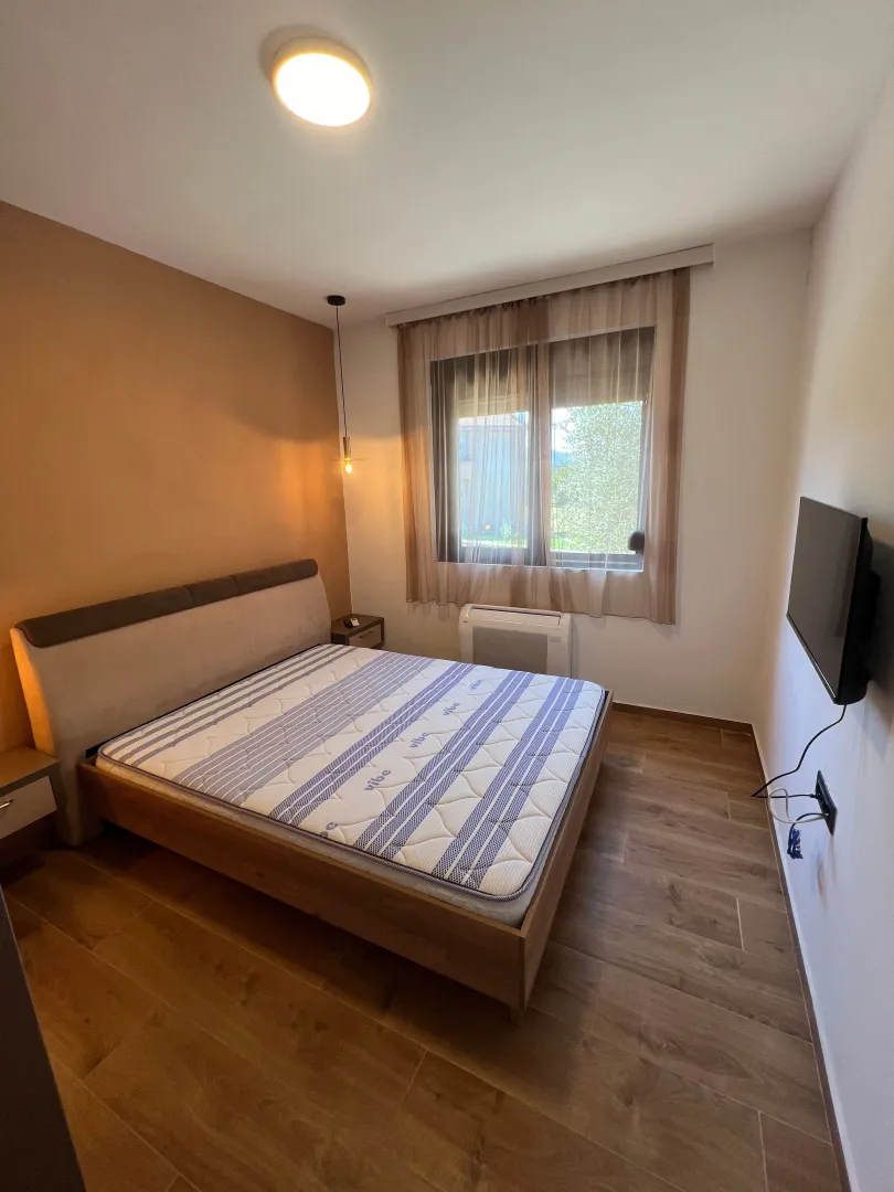 Rent, house, 90m², Tomba, Bar