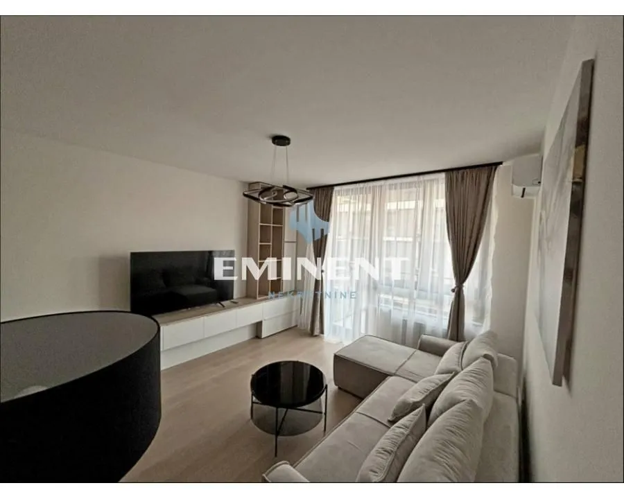 Izdavanje, dvosoban stan, 57m², Savski Venac, Beograd