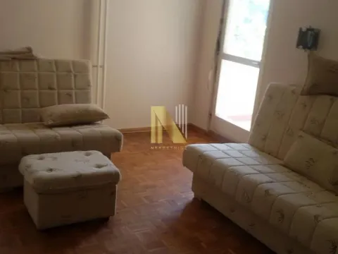 Izdavanje, trosoban stan, 80m², Novi Sad, Srbija - image 5