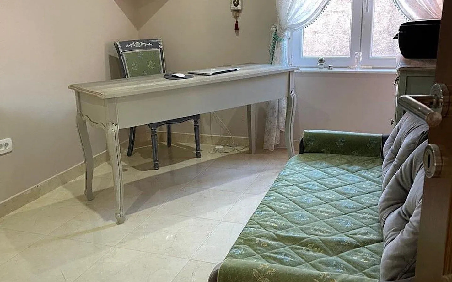 Prodaja, trosoban stan, 107m², Ilino, Bar