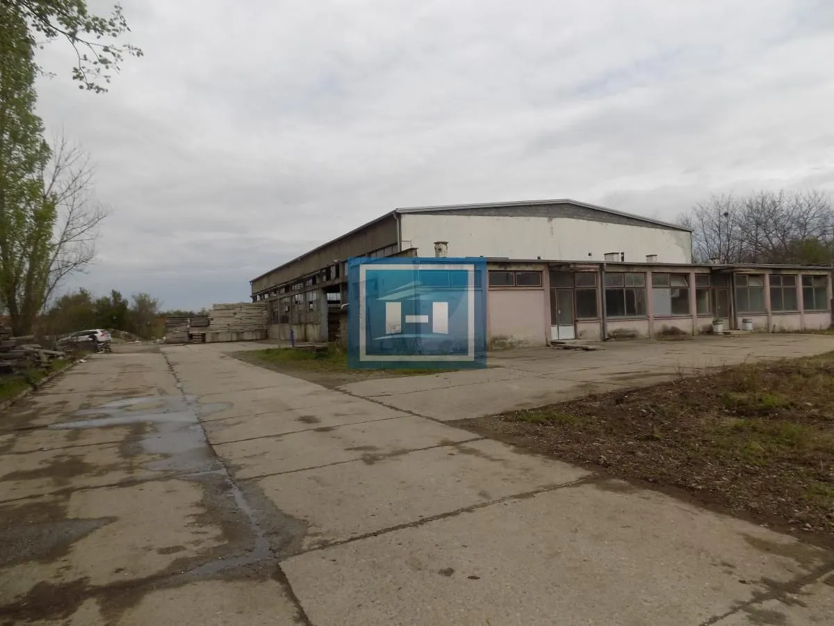 Sale, office space, 1180m², Žabare, Paraćin