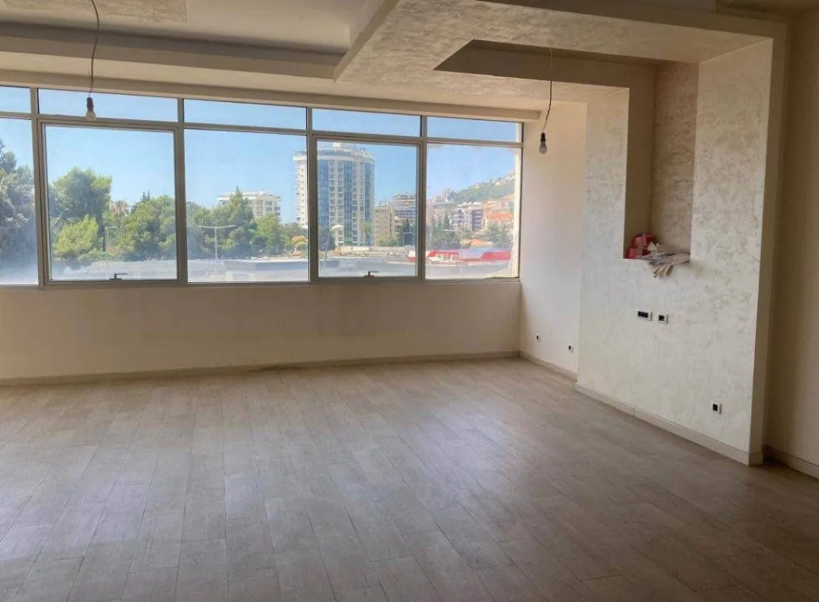 Sale, two bedroom apartment, 119m², Centar, Budva