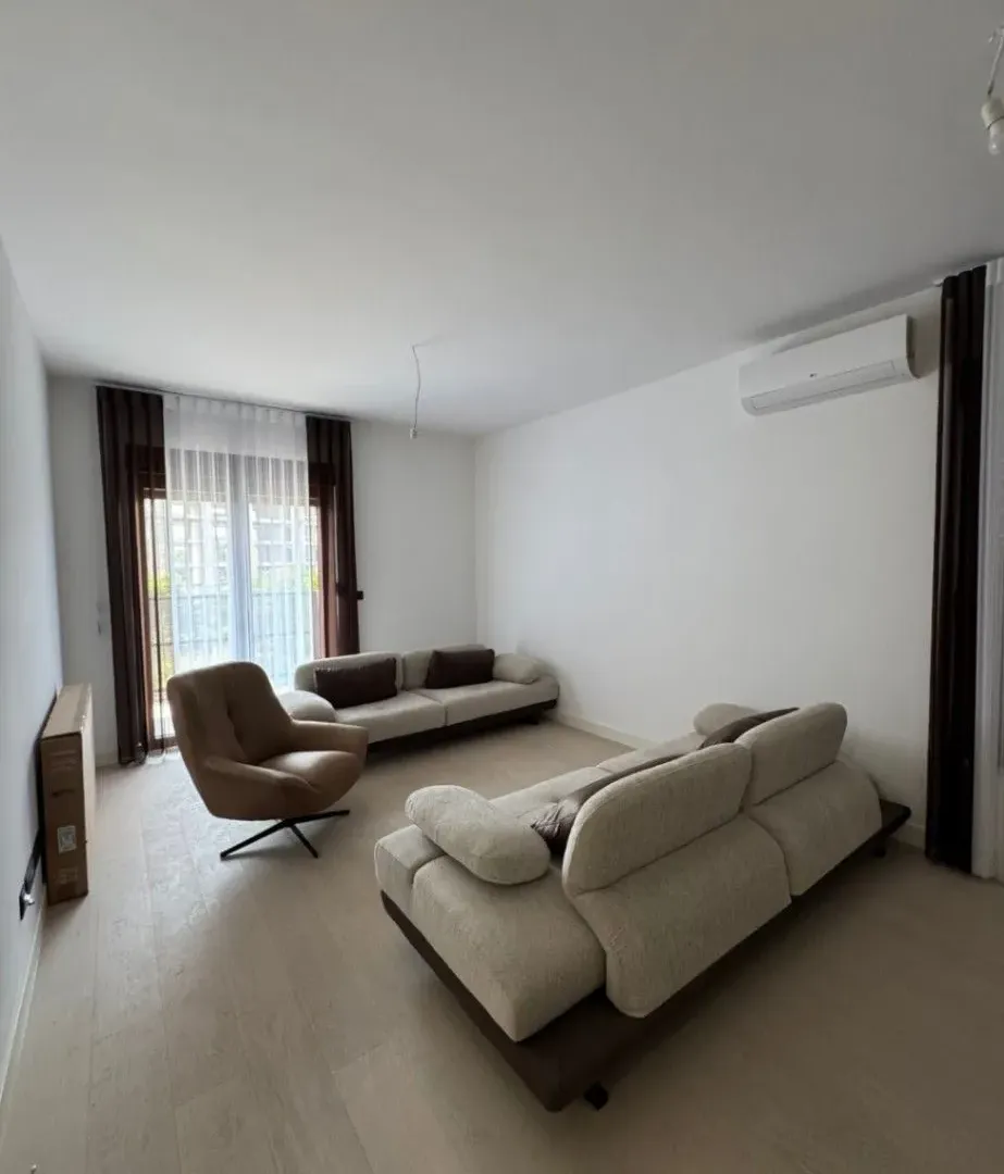 Rent, one bedroom apartment, 53m², 1 maj, Podgorica