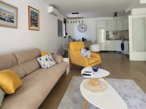 Rent, two bedroom apartment, 62m², Seljanovo, Tivat - image 13