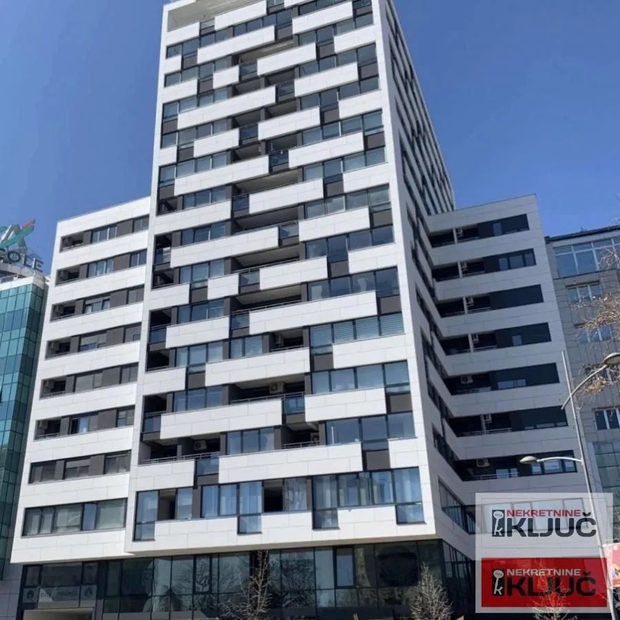 Izdavanje, jednosoban stan, 46m², Bulevar Oslobodjenja, Novi Sad Sve Podlokacije