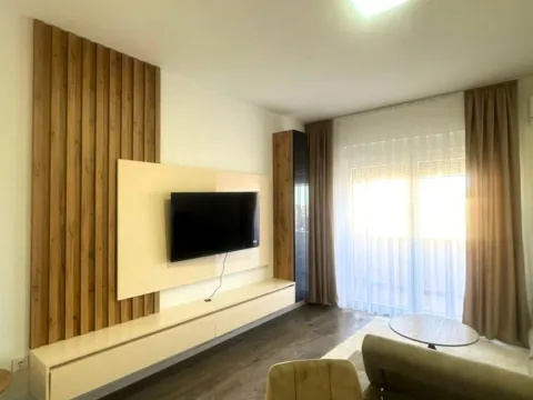 Prodaja, jednosoban stan, 51m², Velika Plaža, Ulcinj - image 2