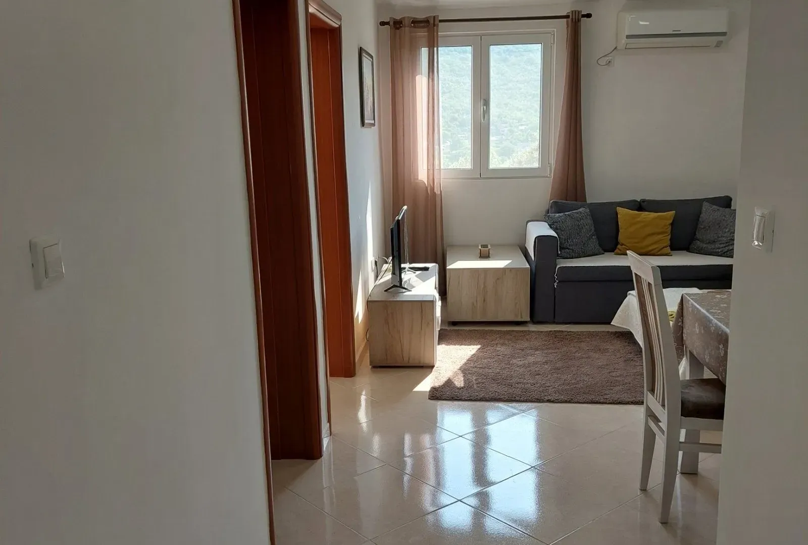 Prodaja, kuća, 169m², Kovači, Kotor