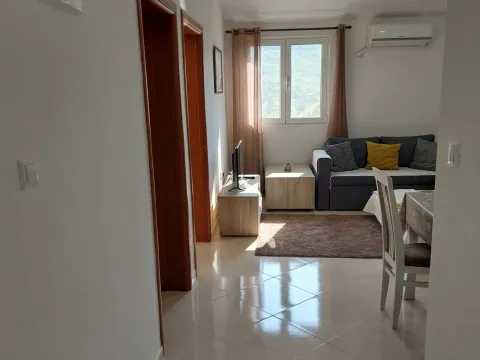 Prodaja, kuća, 169m², Kovači, Kotor - image 9