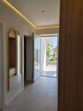 Rent, two bedroom apartment, 85m², Kalimanj, Tivat - image 15