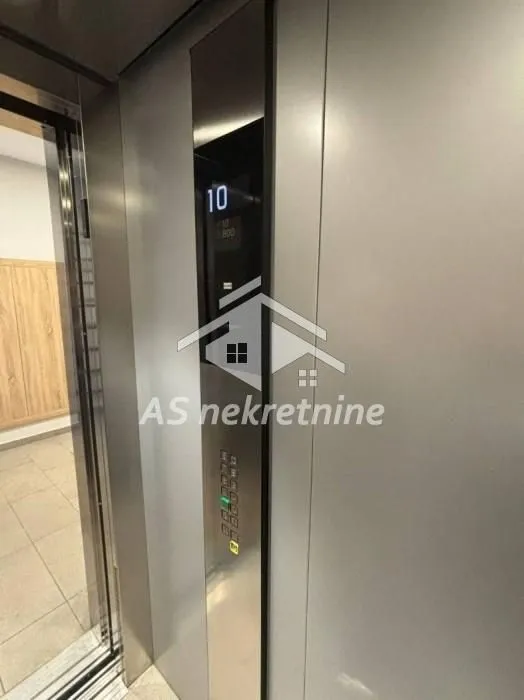 Izdavanje, jednosoban stan, 42m², Novi Beograd Blok 65, Novi Beograd Sve Podlokacije