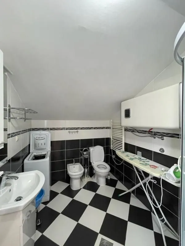 Prodaja, kuća, 430m², Baošići, Herceg Novi