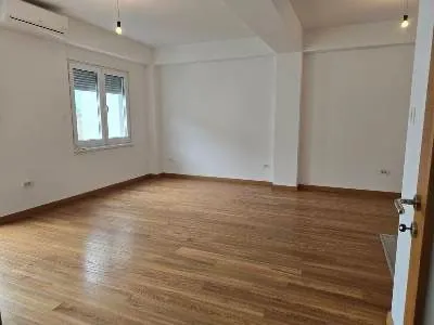 Prodaja, jednosoban stan, 49m², Ljubović, Podgorica