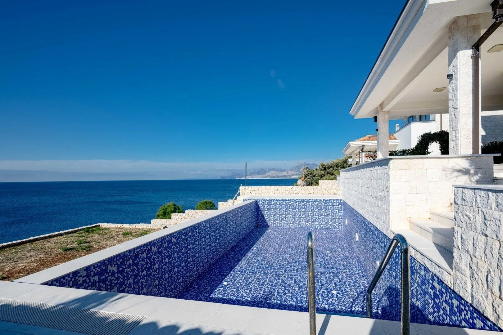 Sale, house, 370m², Utjeha, Bar