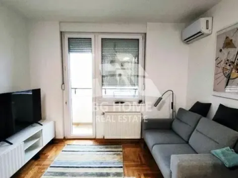 Prodaja, jednosoban stan, 36m², Banjica, Voždovac Sve Podlokacije - image 1
