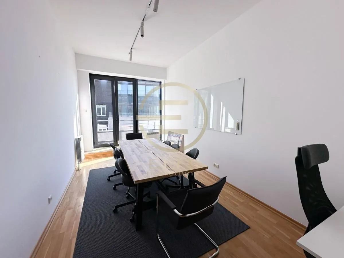 Rent, office space, 312m², Bulevar Oslobodjenja, Novi Sad Sve Podlokacije