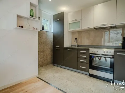 Prodaja, jednosoban stan, 50m², Muo, Kotor - image 4