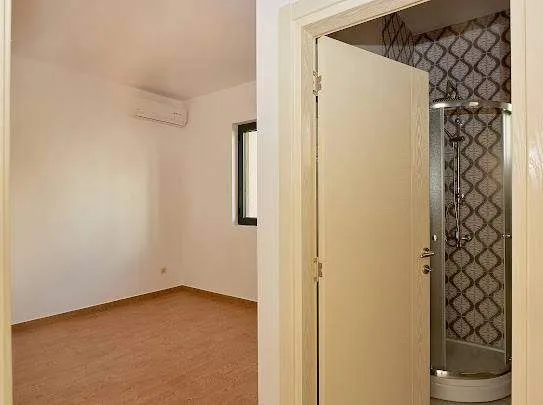 Prodaja, dvosoban stan, 85m², Ivanovići, Budva